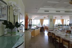 Gallery image of Albergo Punta de l'Est in Francavilla al Mare