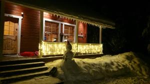 Das Gebäude in dem sich das Chalet befindet