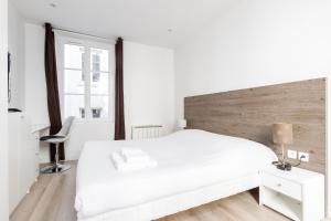 Gallery image of Appartement Arlequin / Chardonnay in Paris