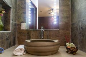 Bagno di Hotel Maculís