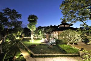 Ein Garten an der Unterkunft The Quarter Pai