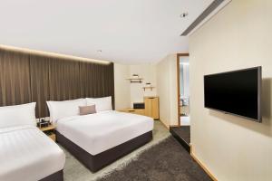 TV i/ili multimedijalni sistem u objektu Hotel 108, Hong Kong