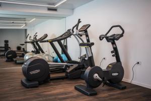 Fitness centrum a/nebo fitness zařízení v ubytování Hotel San Giacomo Spa&Gourmet