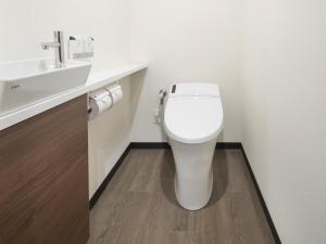 Koupelna v ubytování HOTEL MYSTAYS Midosuji Honmachi