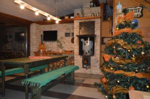 A television and/or entertainment centre at Drevený raj