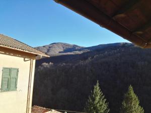 A general mountain view or a mountain view taken from the country house