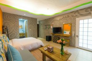 TV a/nebo společenská místnost v ubytování Starry Bay Inn
