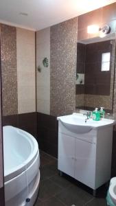 Koupelna v ubytování Hotel Marasesti