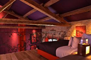 Voodi või voodid majutusasutuse Village Castigno - Wine Hotel & Resort toas