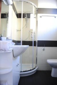 Koupelna v ubytování Hotel Metropol