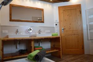 Fotografie z fotogalerie ubytování Appartement Herzog v destinaci Saalfelden am Steinernen Meer