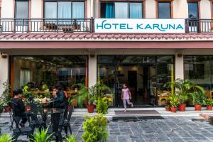 Khách lưu trú tại Hotel Karuna