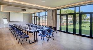 Espace de conférence ou salle de réunion dans l'établissement Hipotels Hipocampo Palace & Spa
