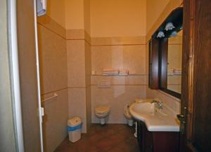 Koupelna v ubytování Agriturismo L'Imposto + 31 fotografií