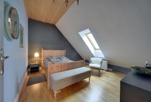 Apartamenty Sun & Ski Willa Laser tesisinde bir odada yatak veya yataklar