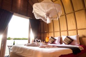 Gallery image of Bamboo Bungalow in Kampot