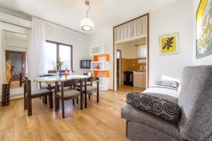 Kuchyň nebo kuchyňský kout v ubytování Apartments Zanze
