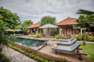 an image of a villa with a swimming pool at Global Royal Pemuteran in Pemuteran