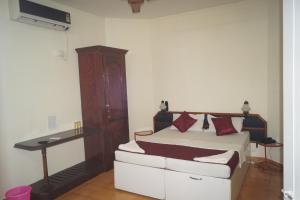 Hotel Thushara的休息区