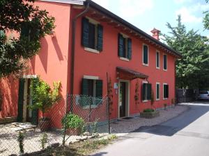 Gallery image of Agriturismo Corte Carolina in Verona