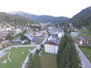 Splošen pogled na gorovje oz. razgled na gore, ki ga ponuja hotel