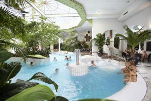 Bazén v ubytování Center Parcs Port Zélande beach nebo v jeho okolí