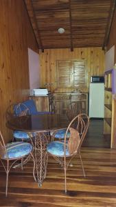 Köök või kööginurk majutusasutuses Ciudad Perdida EcoLodge