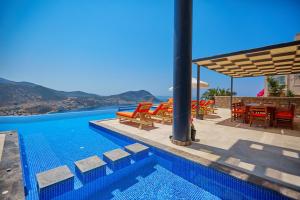 Gallery image of Villa Unlimited 5 Bedroom Luxury Villa with Infinity Pool in Kalkan