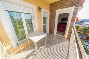 Balkón alebo terasa v ubytovaní Homely Apartments Club Nautico