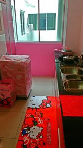 A cozinha ou kitchenette de Hello Kitty Signature Suite