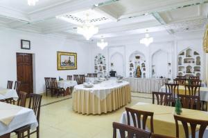 Un restaurante o sitio para comer en Siyavush