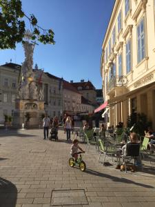 Galeriebild der Unterkunft Kleine Ferienwohnung mit Garten in Baden