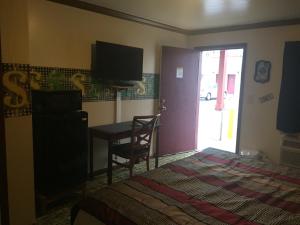 Billede fra billedgalleriet på Colony inn motel i White Marsh + 16 billeder