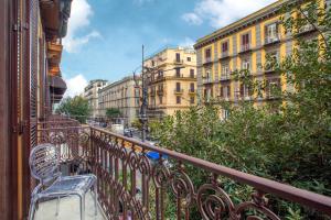 En balkon eller terrasse på La Fontanina Suites