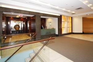 Imagem da galeria de Platinum Suites Furnished Executive Suites em Mississauga