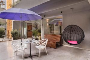 Patio nebo venkovní prostory v ubytování Jacob Shenkin Hotel