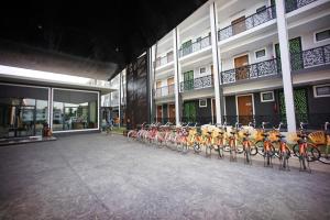 Restorāns vai citas vietas, kur ieturēt maltīti, naktsmītnē Namthong Nan Hotel