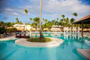 Bazén v ubytování Grand Palladium Punta Cana Resort & Spa - All Inclusive nebo v jeho okolí