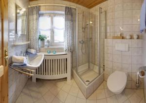 Koupelna v ubytování Ferienwohnungen Haus Martin
