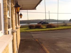 Afbeelding uit fotogalerij van Lion Motel in Long Sault