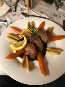 Gallery image of lukAs Restaurant Hotel Lounge Bar in Schwarzheide