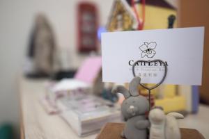 Certifikát, hodnocení, plakát nebo jiný dokument vystavený v ubytování Catt Leya B&B Hotel