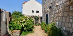 Vonkajšia záhrada v ubytovaní Apartment Maria Di