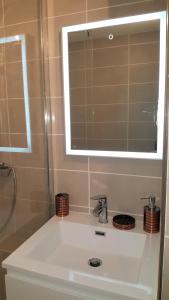 Ένα μπάνιο στο Appartement vue mer Valras plage +13 φωτογραφίες