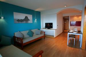 Gallery image of Apartamentos Jet - Adults Only in Playa d'en Bossa