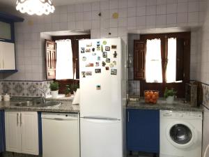 Kuchyň nebo kuchyňský kout v ubytování Casa longa
