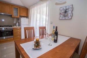 Kuchyňa alebo kuchynka v ubytovaní Apartment Stanko