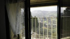 A general mountain view or a mountain view taken from a vidéki vendégházakat