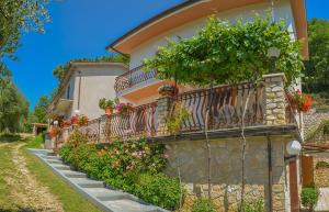 A garden outside Casa Lieta