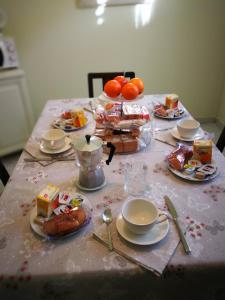 Jedlo v ubytovaní bed & breakfast alebo blízkom okolí